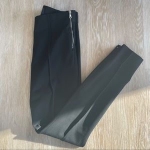 Gap Black Bi-Stretch Side Zip Skinny Pants in 0 Regular